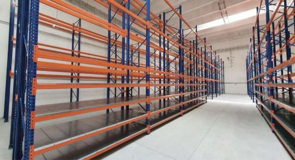 Rafturi metalice industriale
