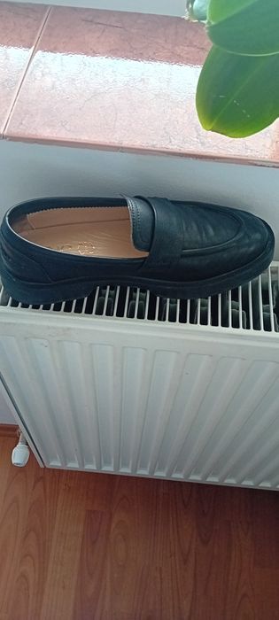 Pantofi dama piele naturala,noi,fără eticheta.