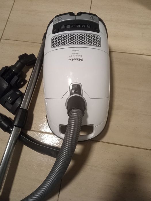vând aspirator miele