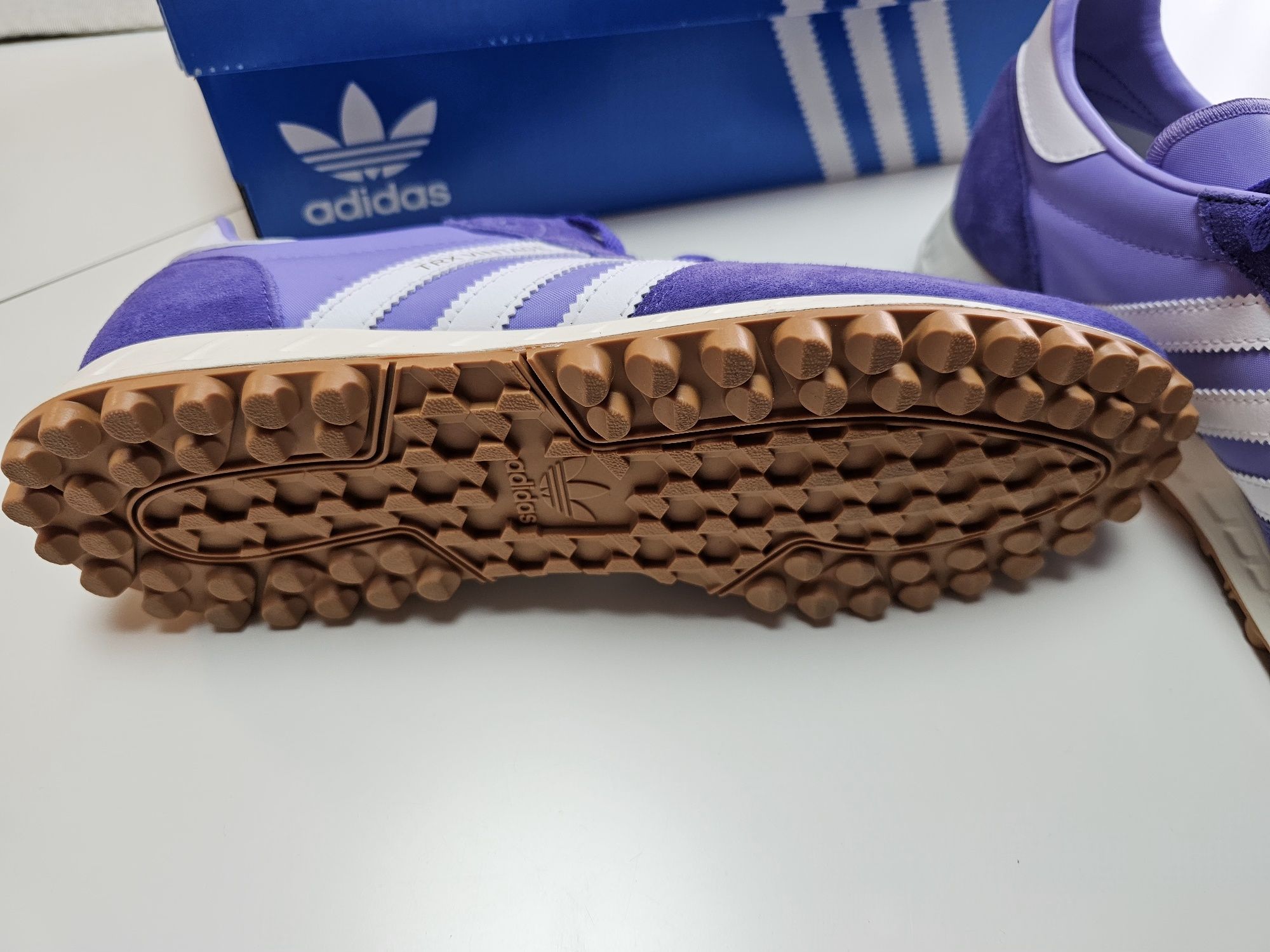 Нови  Adidas  43