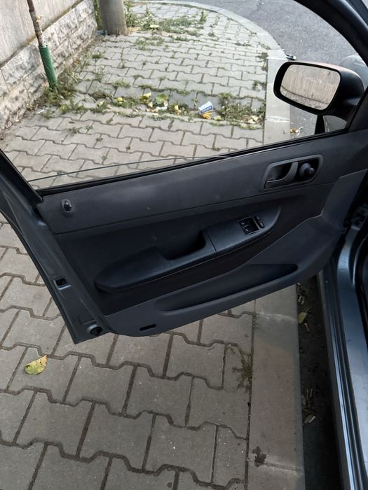 Skoda fabia 1 ..servo directie ,aer conditionat!!!