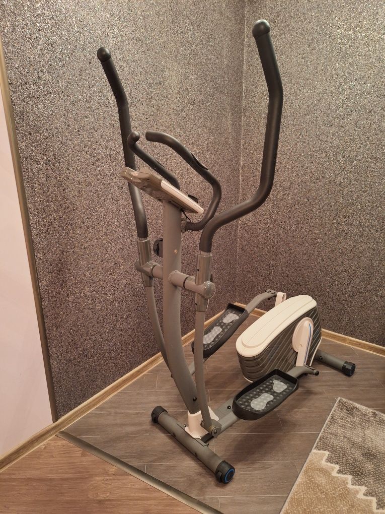 Bicicleta eliptica/Body Sculpture BE-6790