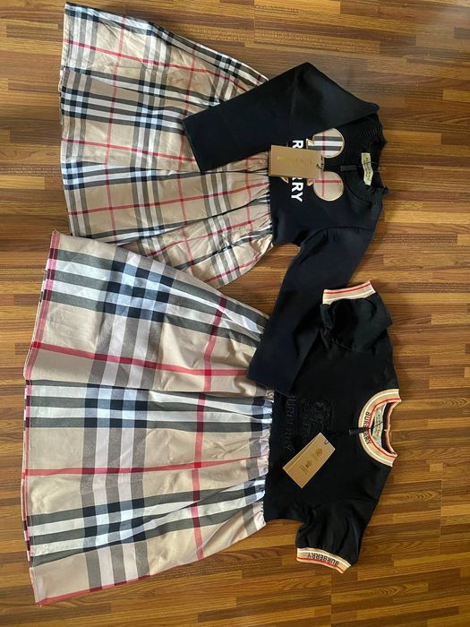 Платье брендовые для девочек 
Новый 
Размер уточняте 
По 150 тысчя каж