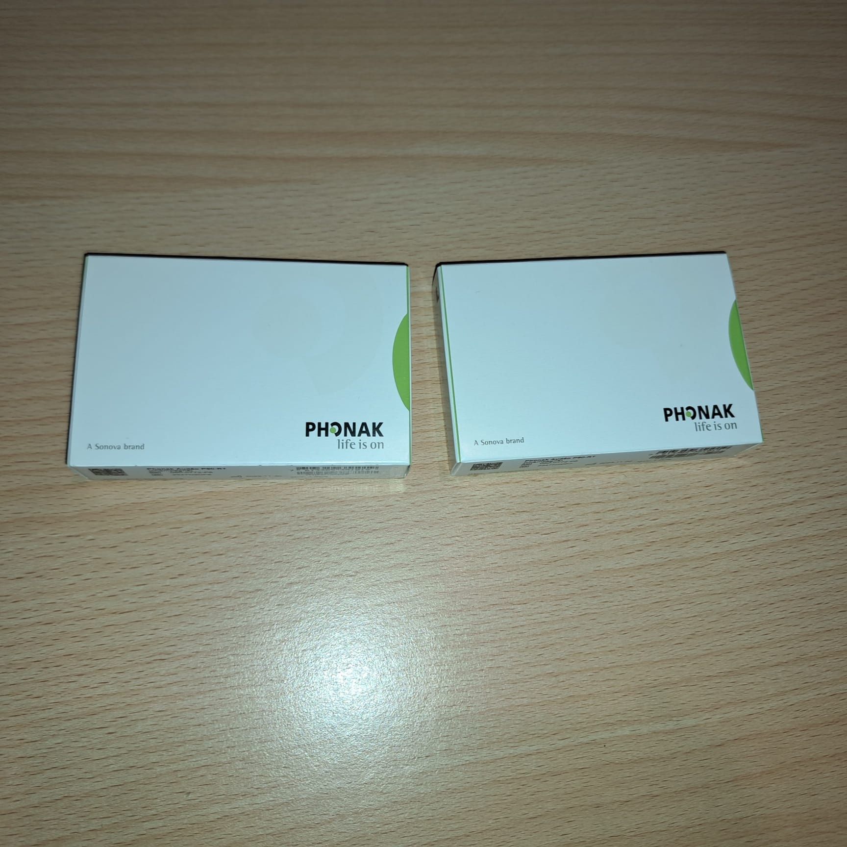 Vând aparate auditive PHONAK sigilate