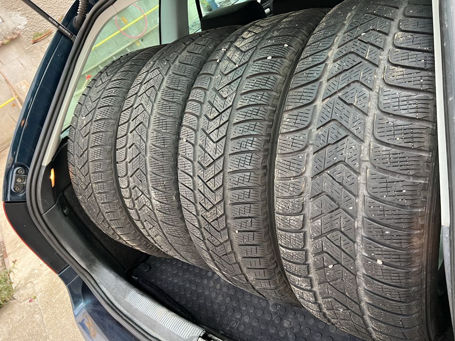 Pirelli 235/60/R18 107 Iarna ,dot 2022 (3bucati)