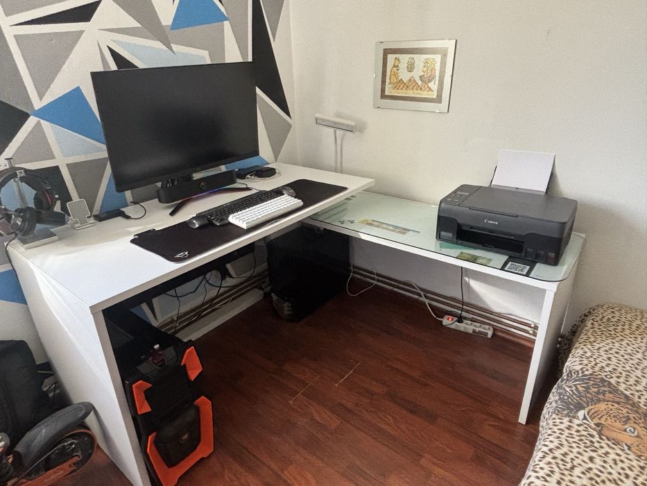 Vând birou pe colt “Casa Rusu” alb, dreapta/stanga, 140/140