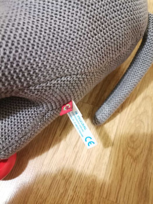 Детска играчка за дърпане, слон