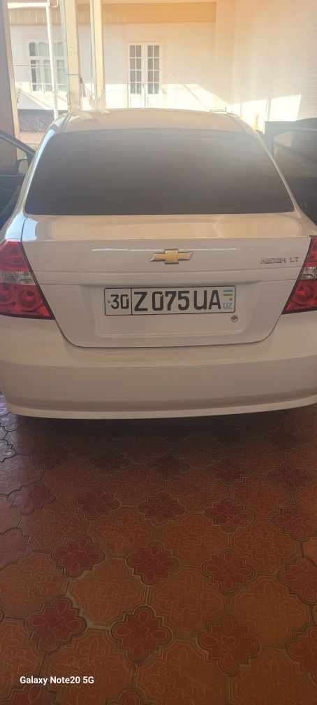 Neksya 3 2 pazitsya chistaya