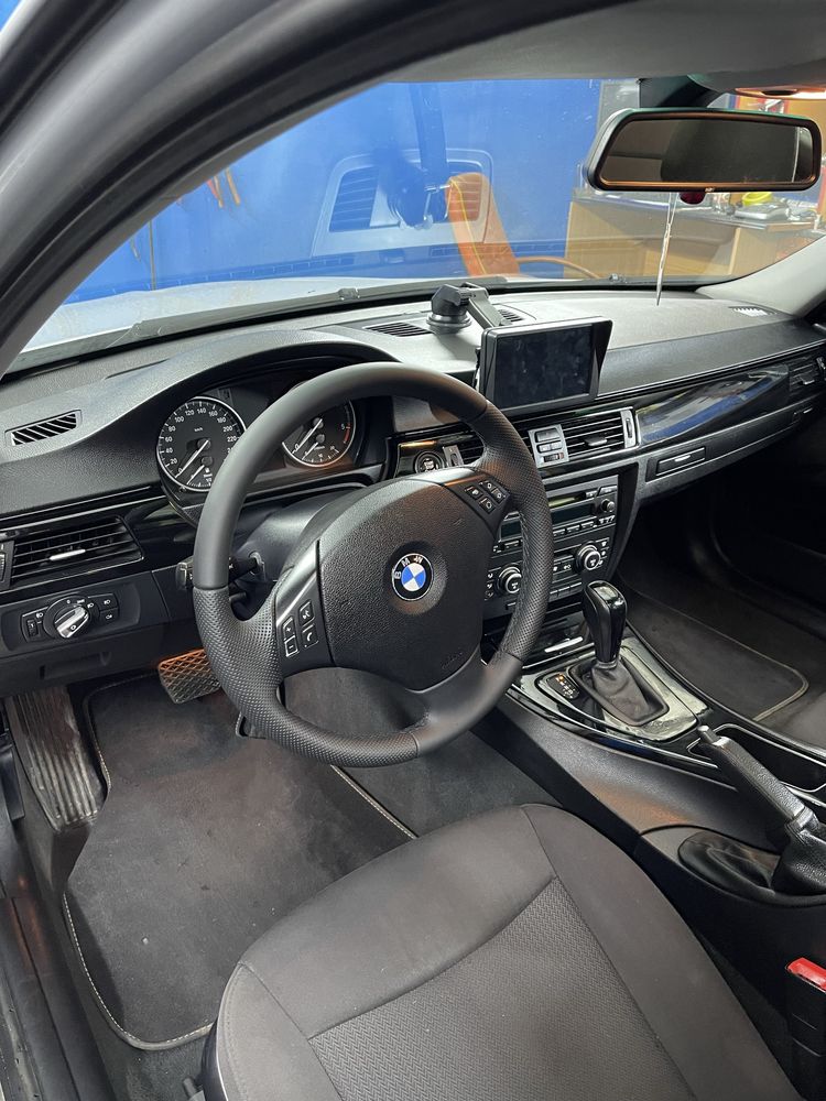 BMW e91 320d 2009