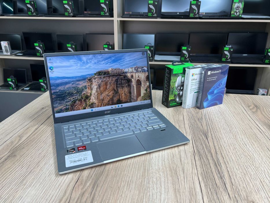 Ноутбук бизнес класса Acer Swift 3 / Ryzen 5-5500U / 8GB / 512GB ULTRA