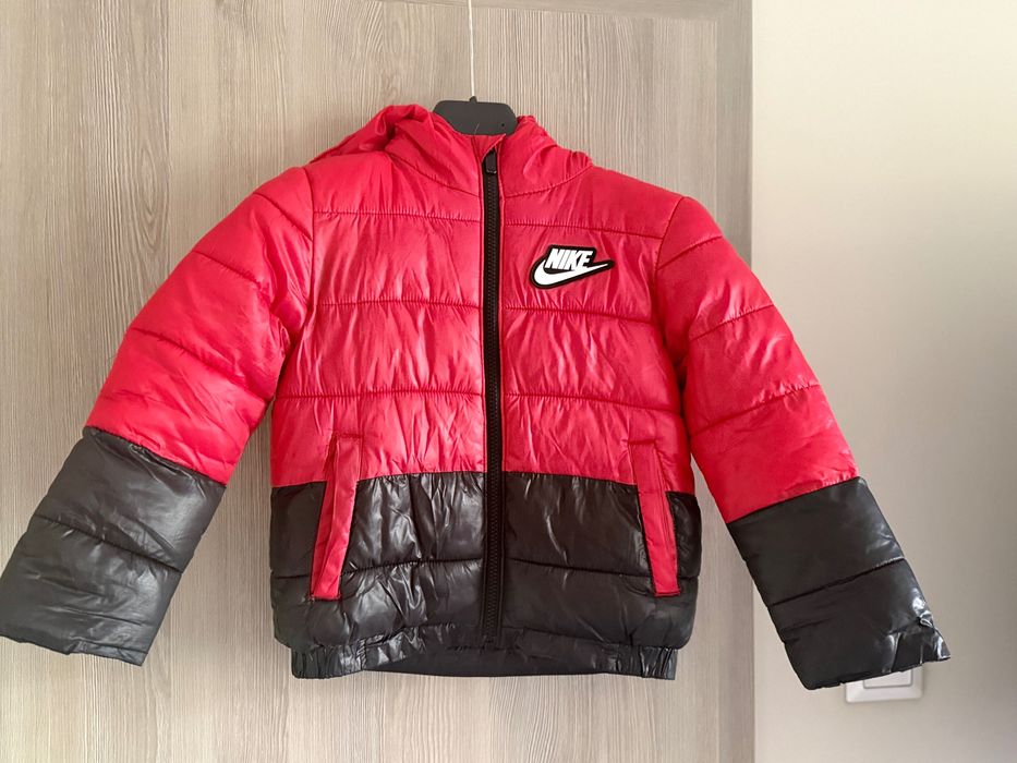 Детско яке Nike 3-4 г
