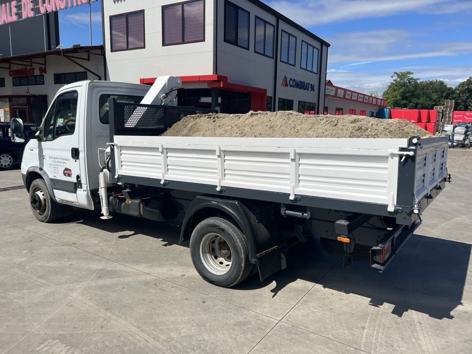 Transport marfa/agregate inchiriere/macara/montaj hale