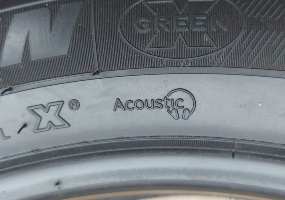 Set 2buc 255/45 R20 105Y XL Michelin Latitude Sport³ TO Acustic (anti
