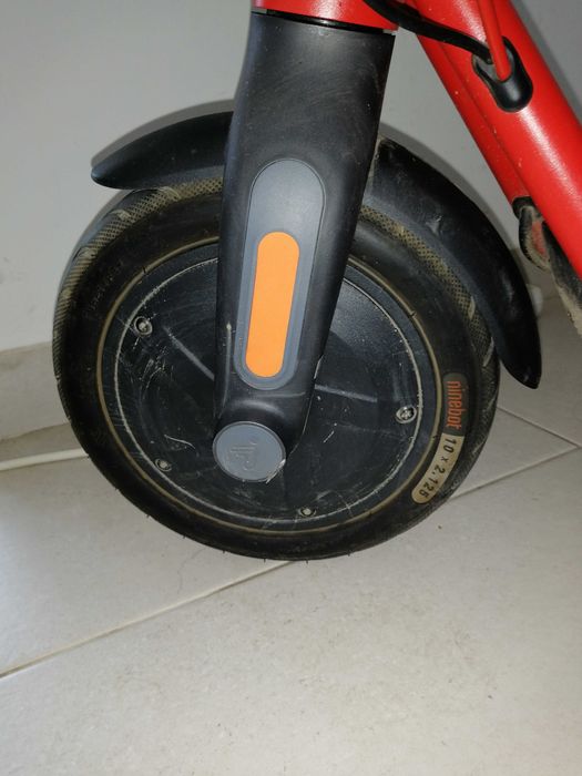 Trotineta segway nine bot kickscooter d38e