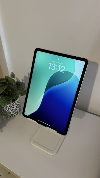 Apple ipad pro 11” 128gb + apple pencil