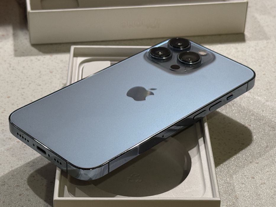 iPhone 13 Pro 128GB Sierra Blue – Перфектен, 100% Батерия!