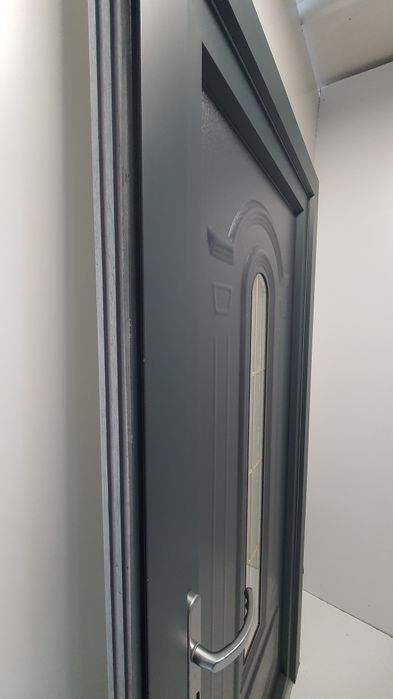 Usa de termopan lemn+aluminium exterior de calitate premium