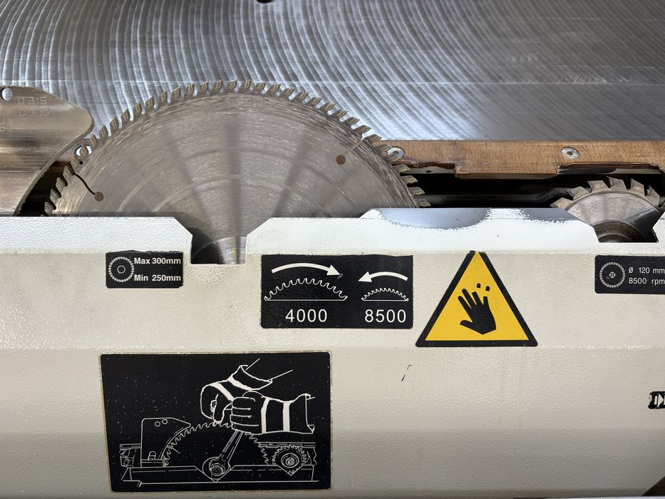 Форматен циркуляр SCM SI 300 S - 2007 г.