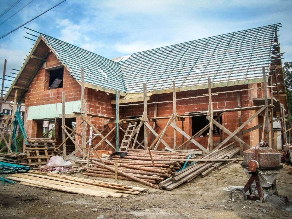 Meseriași constructori