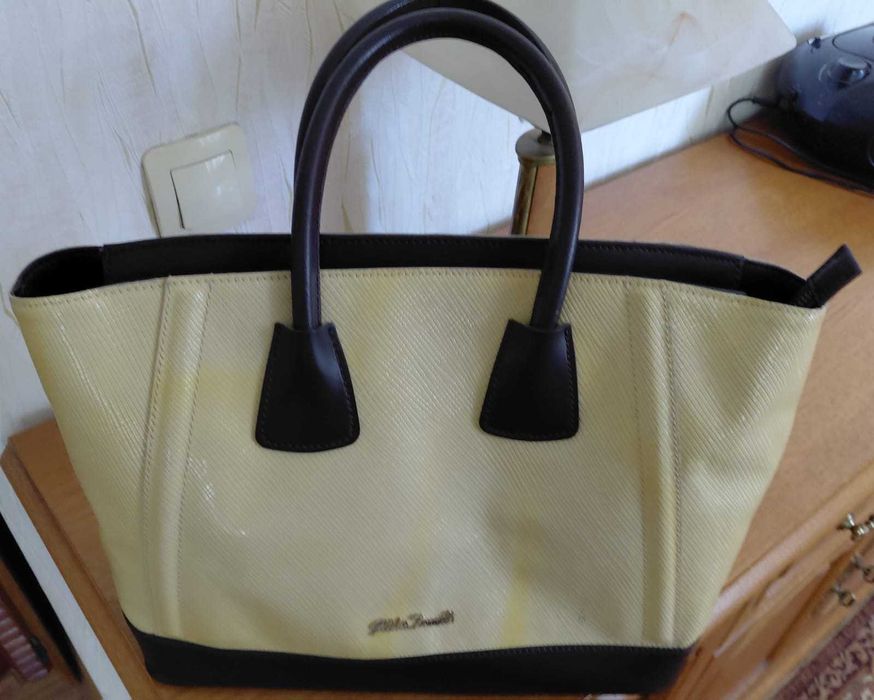 Сумка кожанная Италия в отличном состоянии