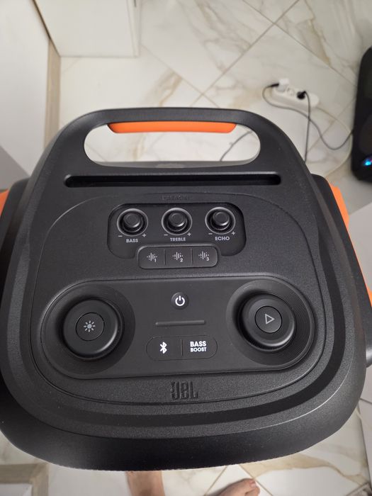 Jbl PartyBox 710