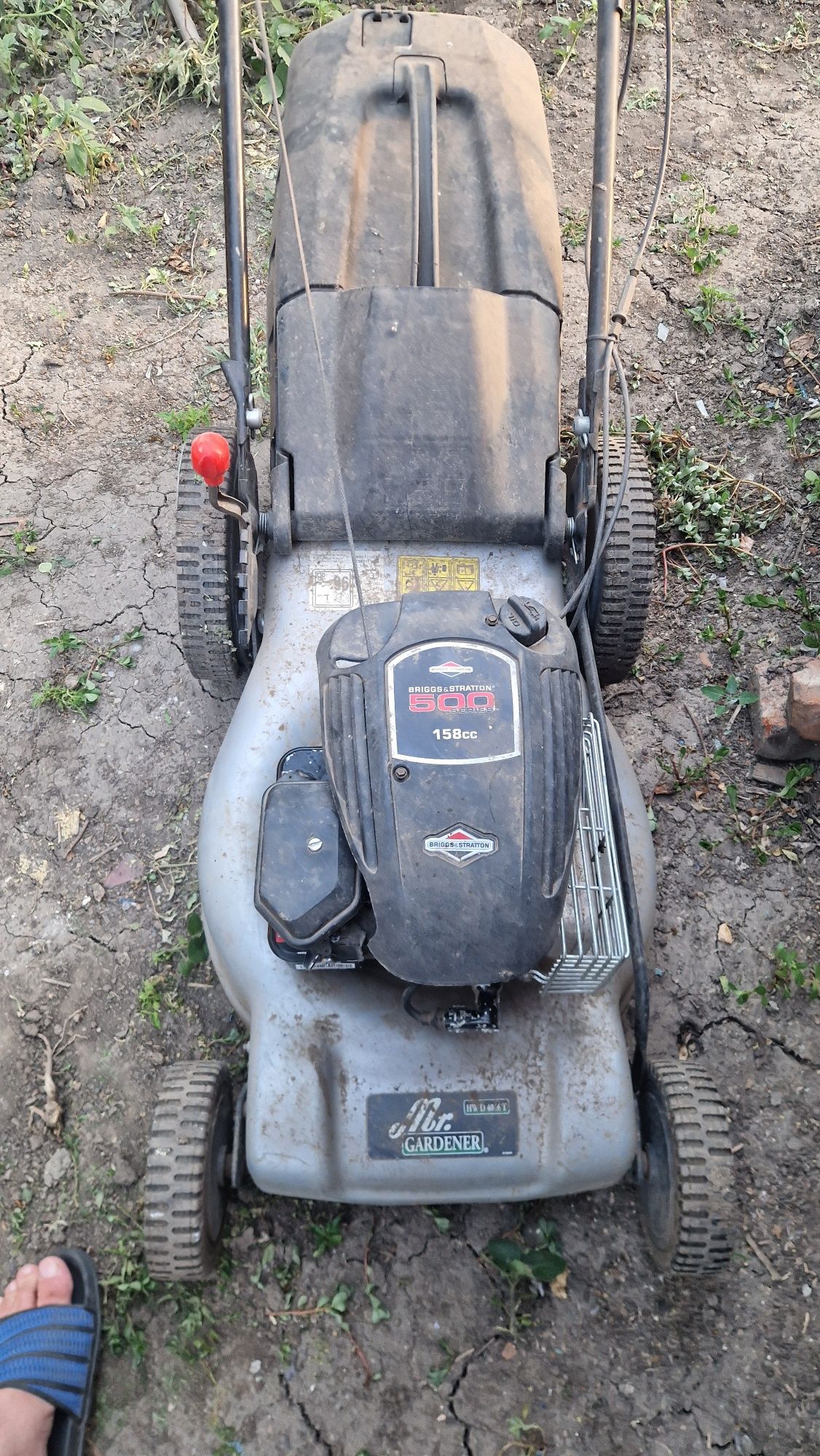 Masina tuns iarba briggs & stratton