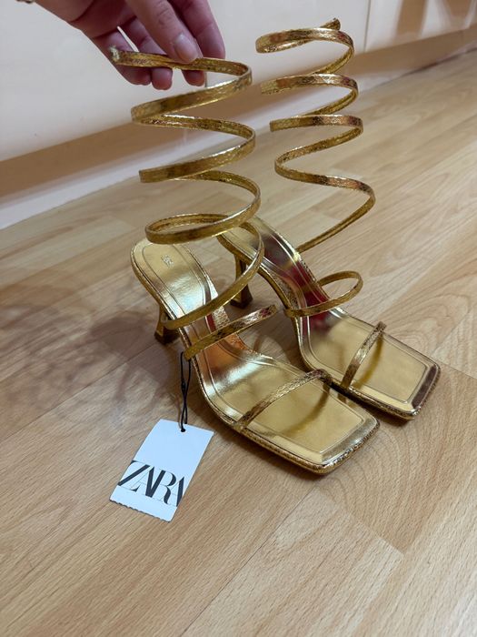 Zara сандали на ток