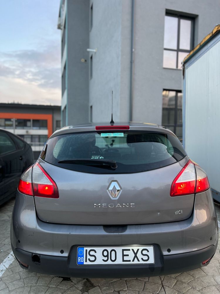 Renault Megane 3 1.5 diesel 110 cp 2014 6 trepte