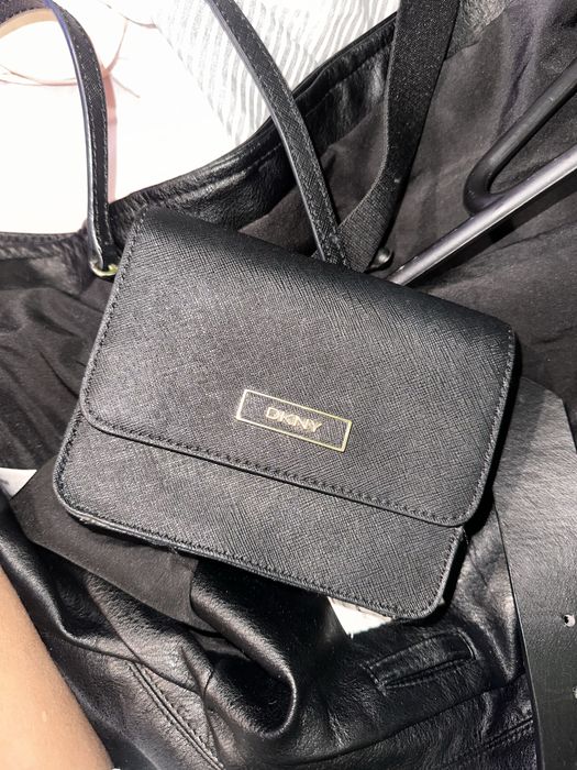 Дамски черни чанти