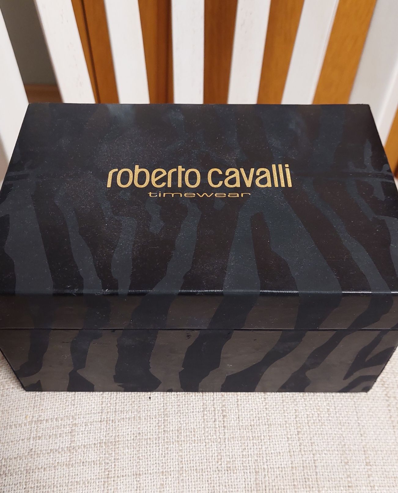 Дамски часовник - гривна, Roberto Cavalli