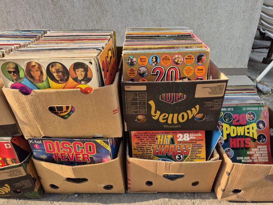 Vând Lot 2000 lp Discuri Vinil colectie muzica usoara straina