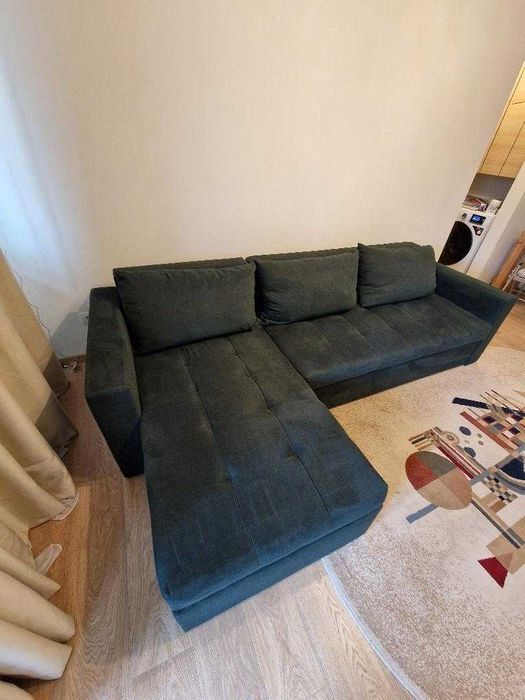 canapea de colt din stofa extensibila