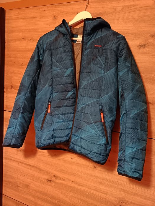 Яке за момче тип ветровка