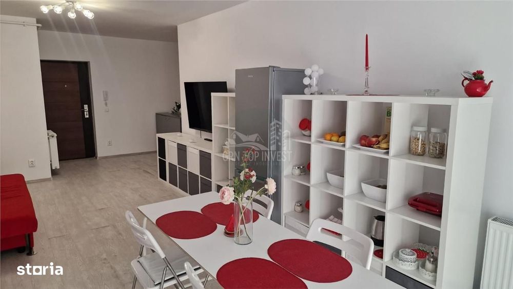 Apartament 3 camere balcon zona Calea Surii Mici