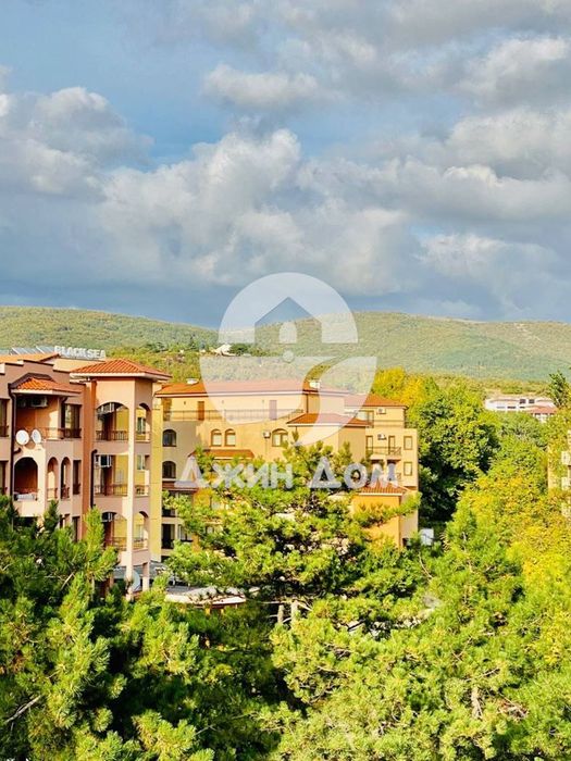 Продава се Двустаен апартамент в к.к. Слънчев бряг - 63 кв.м за 1127 €/кв.м - Снимка #7
