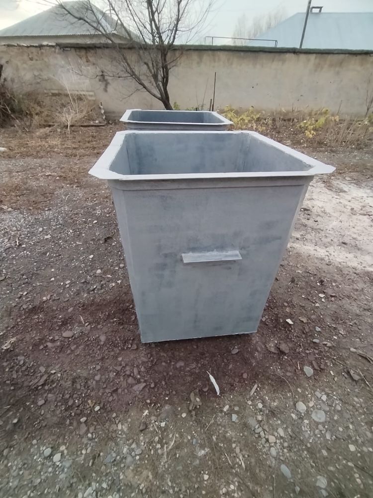 Продается мусорный бак