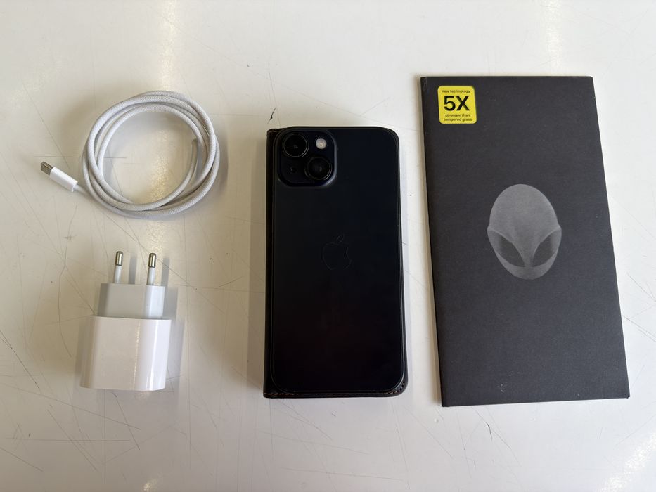 iPhone 15 negru 128gb baterie 100% garantie
