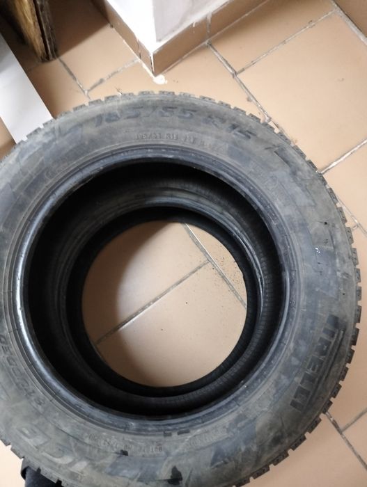 Продам резину 185/55/15-2 баллона и 205/60/16-2 балона