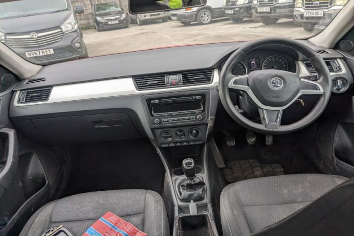 Motoras macara geam fata dreapta 5JA959802H Skoda Rapid a 3-a generat