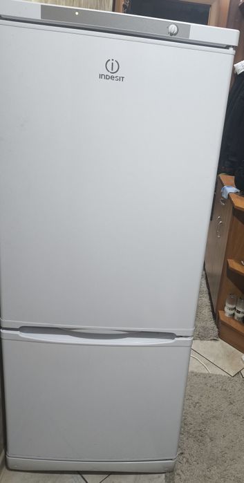 Холодильник Высота 1,5м