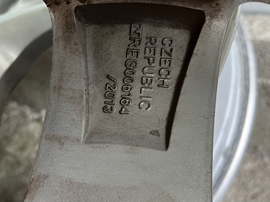 Джанти 5x120 17 et37 Bmw style 393