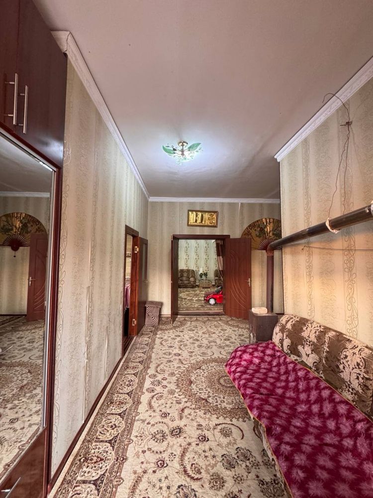 Fayzli xonadon sotiladi