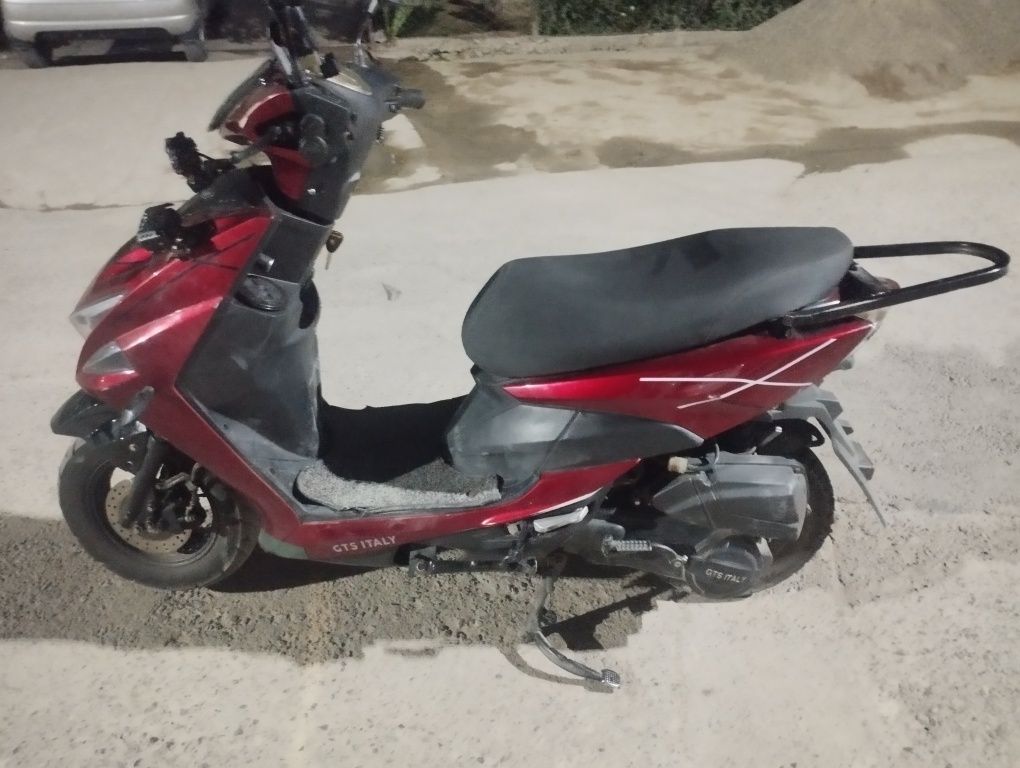 продается скутер, GTS ITALY