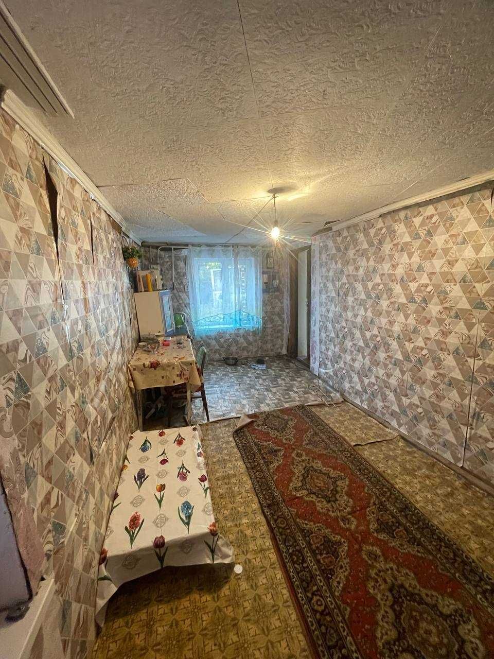Продаётся частный дом, на 3 собственника с общим двором