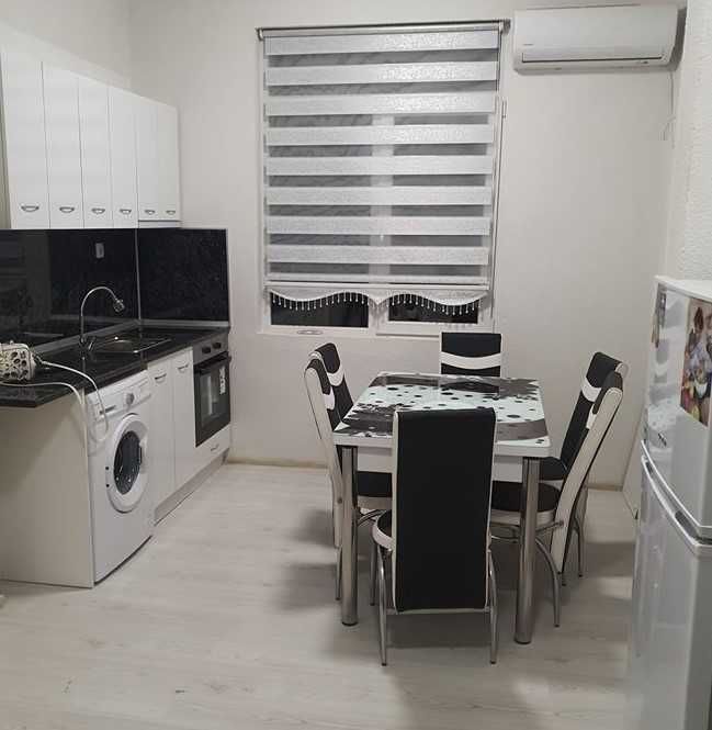 Дава се под наем Едностаен апартамент в Пловдив, Младежки Хълм - 45 кв.м за 229.5 € - Снимка #1