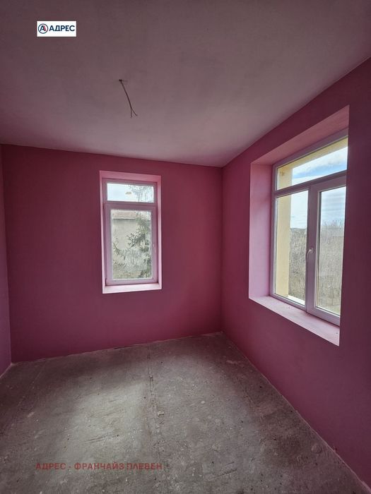 Продава се Къща в с. Градина, Област Плевен - 150 кв.м за 533 €/кв.м - Снимка #2