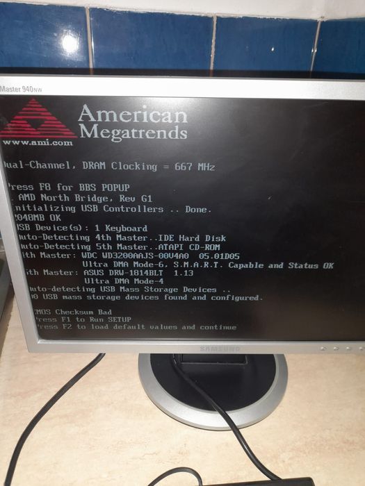 Unitate Asus +monitor Samsung