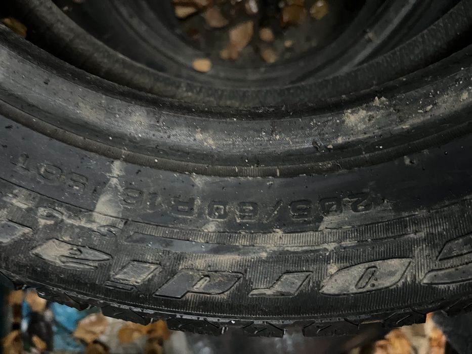 Зииная шина,  зимняя резина. Шины
