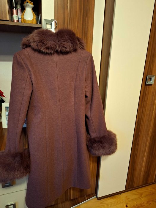 Palton nou purtat o singura data