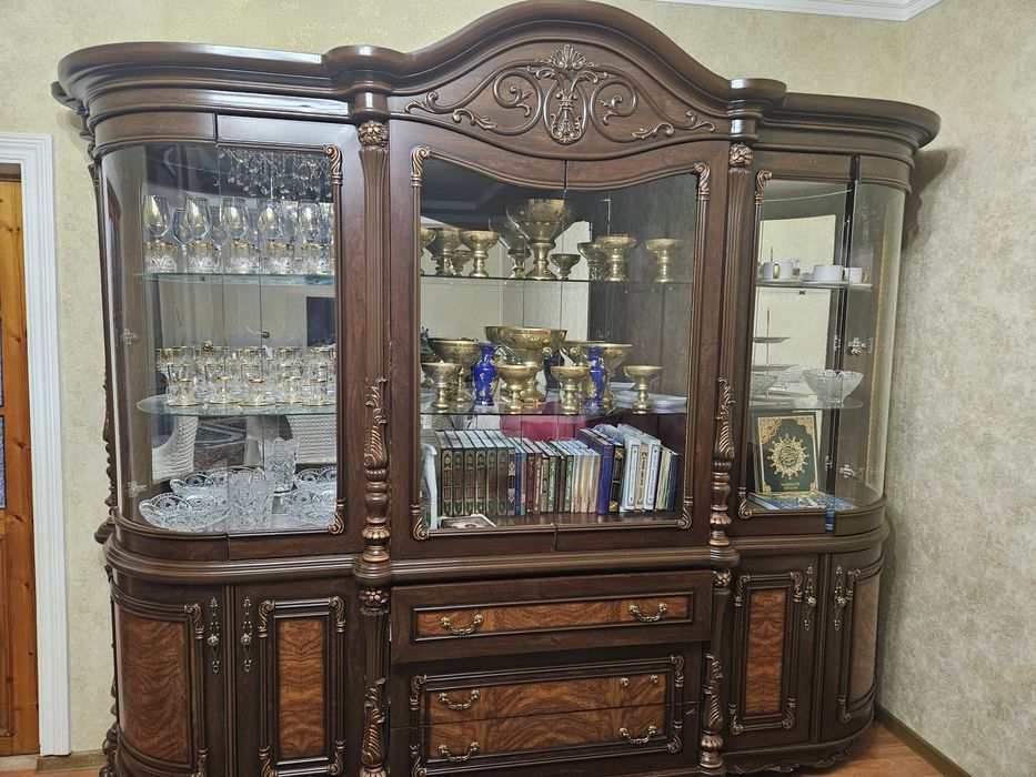 Стенка сотилади.